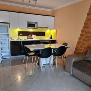 Plazs Apartman Siofok Luaran gambar